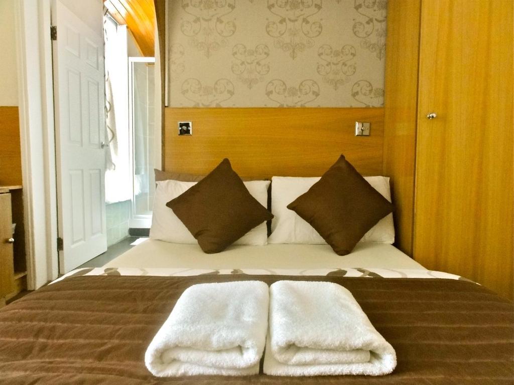 Skylark Guest House Хаунслоу Номер фото