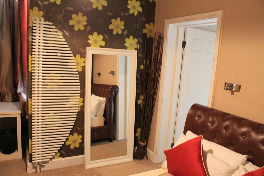 Skylark Guest House Хаунслоу Номер фото